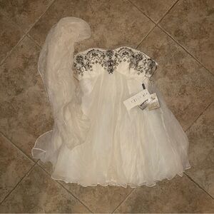 🌟NWT🌟Vintage White Beaded Dress